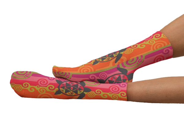 Batik Turtle Crew Socks, Orange